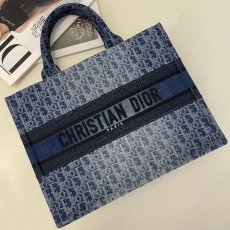 Christian Dior Shopping Bags